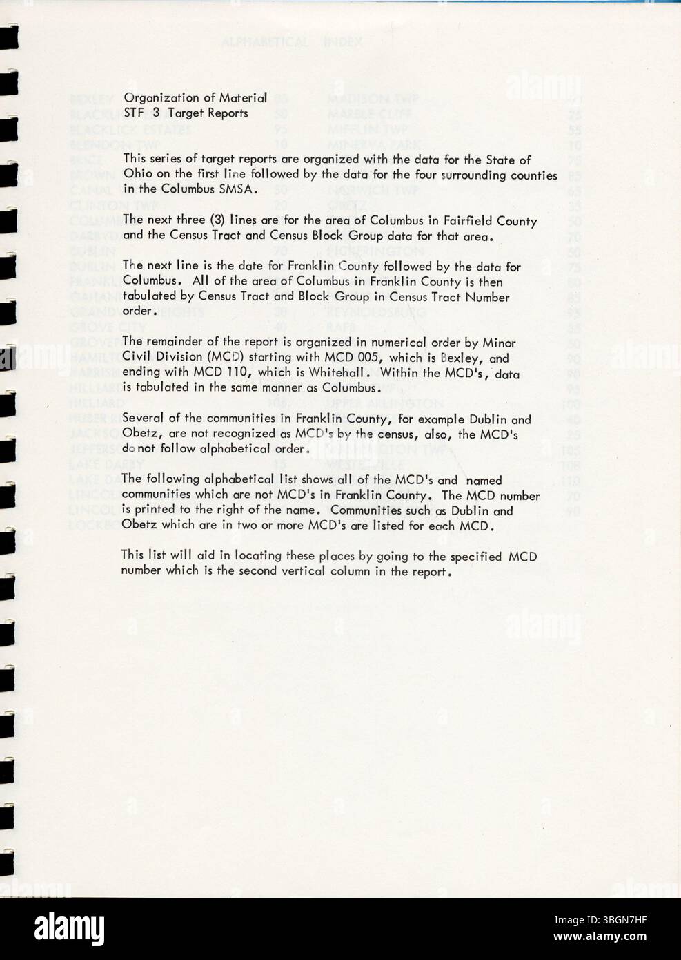 Le rapport fournit des données tirées du fichier sommaire 3A, qui fait partie du recensement de 1980, sur la base d'un échantillon d'une unité de logement sur six. Il comprend des statistiques sur le revenu et est utile pour les personnes qui n'ont pas accès à des méthodes avancées de recherche de données comme les systèmes informatiques ou les microfiches. Banque D'Images
