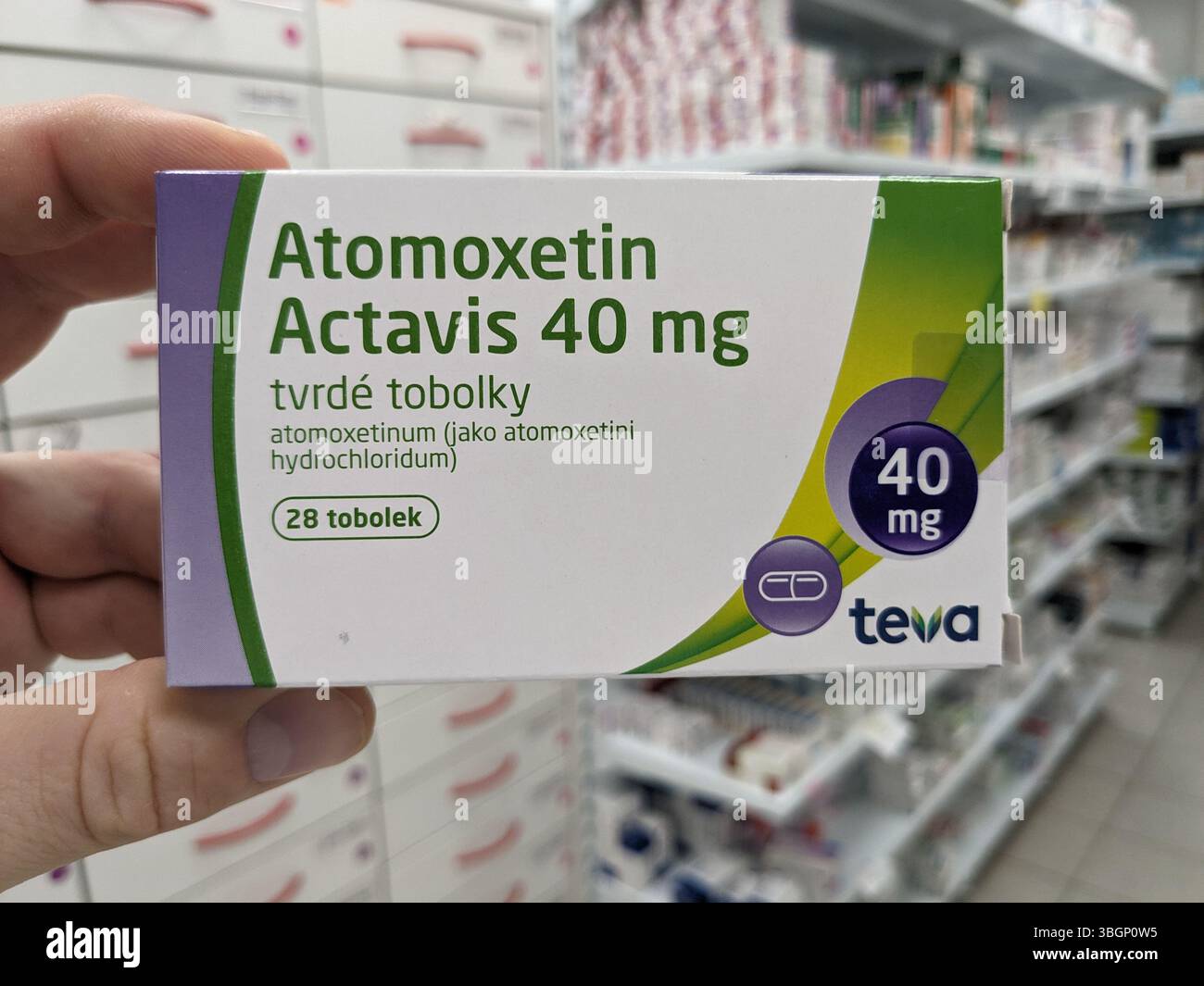 Prague, République tchèque-9 juillet 2024 : Atomoxetin Actavis boîte de médicament avec Atomoxetine substance active de Mylan, utilisé pour le traitement du TDAH, atten Banque D'Images