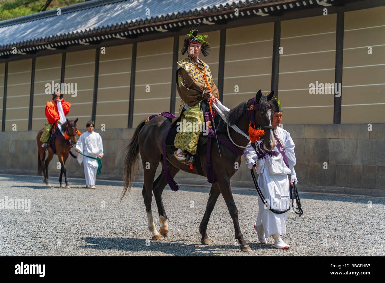 Procession d'Aoi Matsuri (Festival Hollyhock) avec des gens en vêtements nobles traditionnels à Kyoto, Japon Banque D'Images