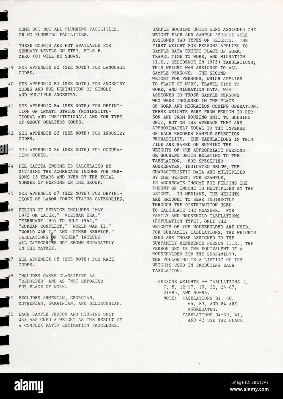 Ce segment du fichier sommaire du recensement de 1980 3A offre des données sur la population et le logement pour les unités géographiques, y compris les secteurs de recensement et les comtés. Il fournit des données d'échantillon précieuses pour ceux qui ont besoin de connaissances démographiques et de données sur le revenu. Banque D'Images