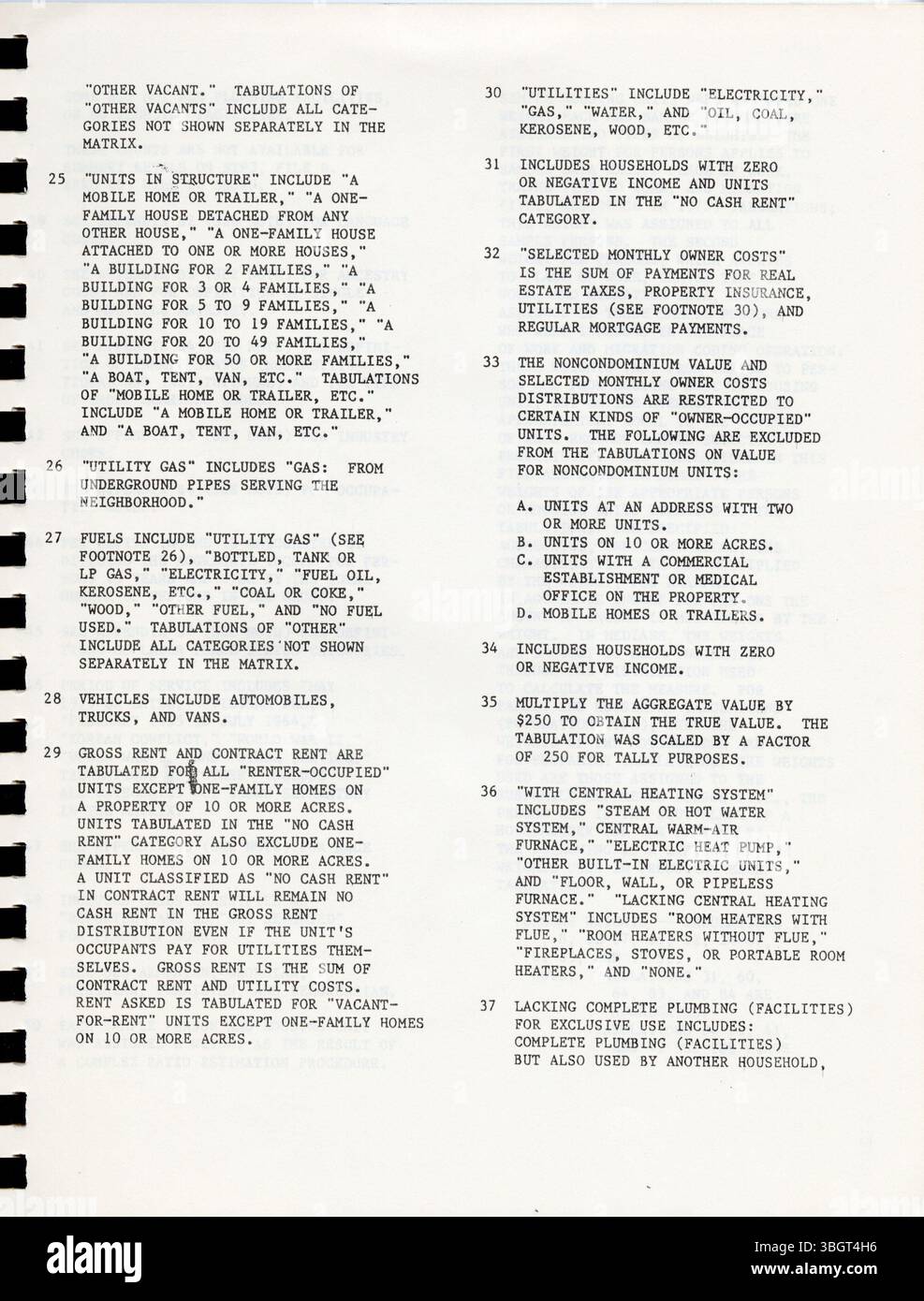 Cette partie du fichier 3A sur bande sommaire du recensement de 1980 détaille les données d'échantillonnage sur le logement et la population pour différentes unités géographiques américaines, y compris les cantons, les comtés et les secteurs de recensement. Il permet aux utilisateurs de données d'accéder à des informations essentielles sans microfiche ni outils informatiques. Banque D'Images