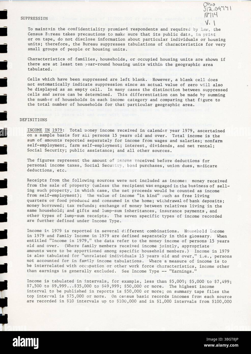 Cette partie du fichier 3A du relevé sommaire du recensement de 1980 comprend des données d'échantillon détaillées pour diverses régions géographiques aux États-Unis. Elle comprend des données sur la population, le logement et le revenu gonflées pour refléter les statistiques de la population totale. Banque D'Images