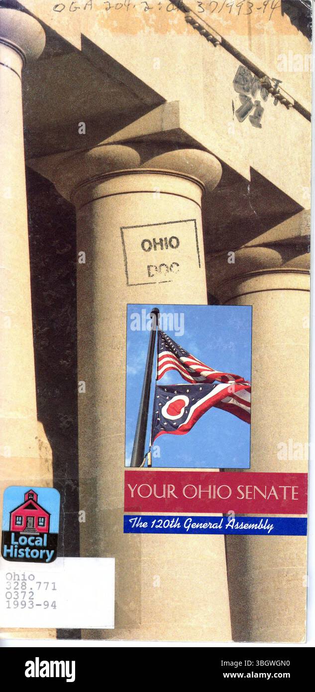 Le pamphlet de la 116e Assemblée générale du Sénat de l'Ohio (1993-1994) présente le rôle du Sénat de l'État, fournissant des détails sur la façon dont les citoyens peuvent s'engager avec les législateurs et participer aux activités gouvernementales. Banque D'Images