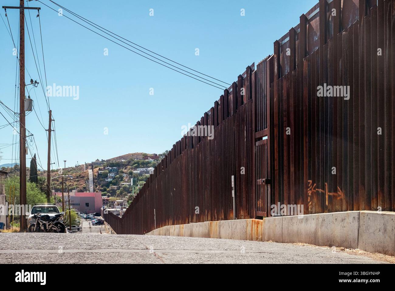 Mur frontalier américain du Mexique à Nogales, Arizona Banque D'Images