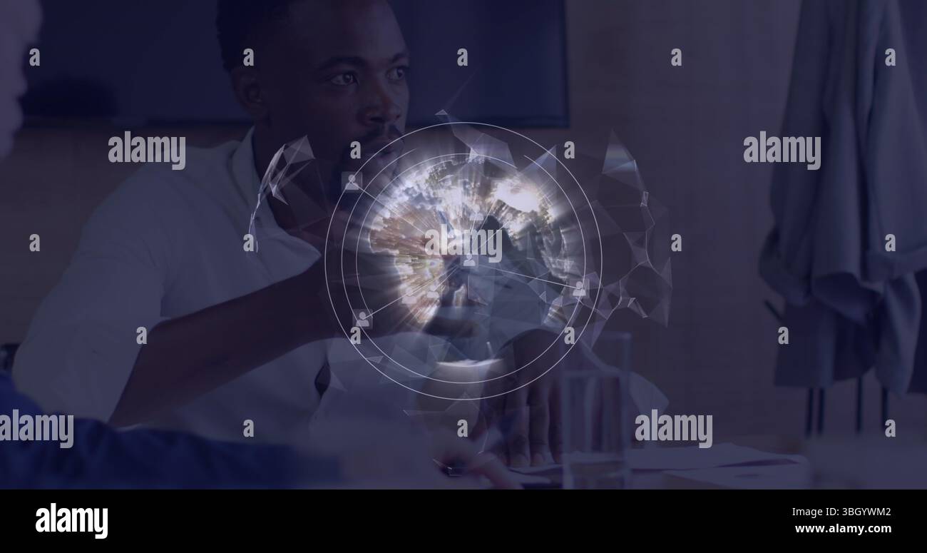 Image du réseau de connexions et d'icônes sur homme d'affaires afro-américain Banque D'Images