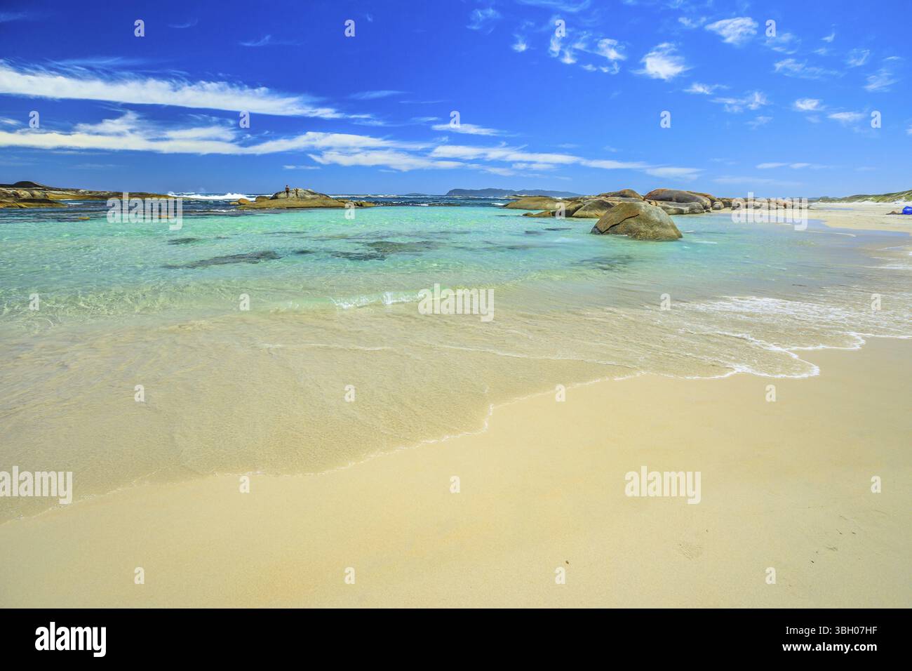 Paysage pittoresque de la destination touristique australienne populaire. Green Pool dans le parc national de William Bay, Danemark, Australie occidentale. Ciel bleu, summe ensoleillé Banque D'Images