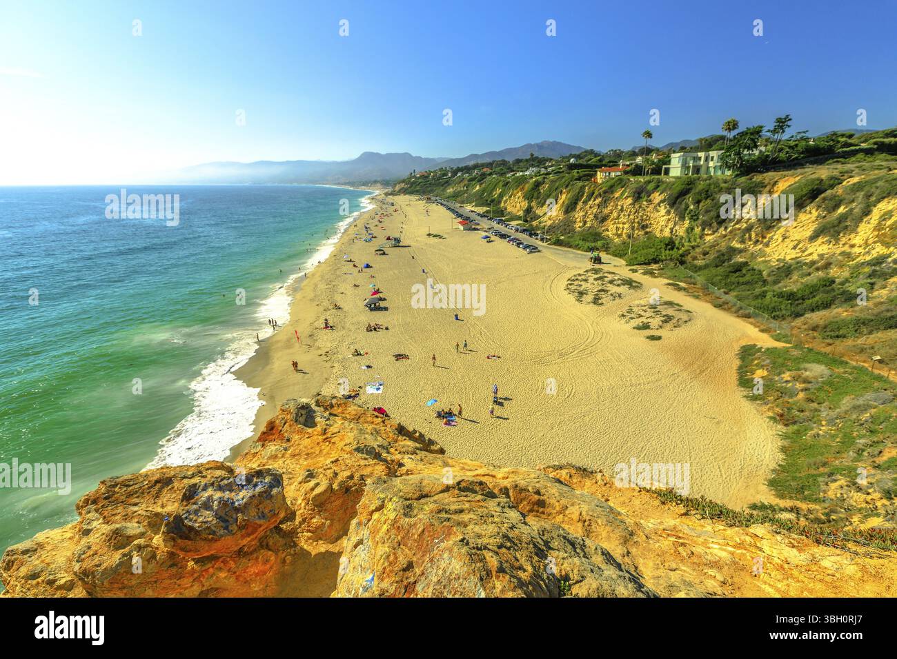 Vue aérienne de la plage d'état de point panoramique Dume Dume Point de promontoire sur la côte de Malibu, l'océan Pacifique en CA, United States. La côte ouest de la Californie. Banque D'Images