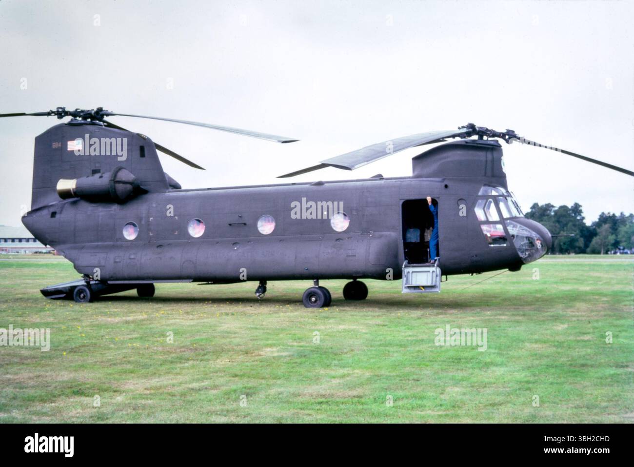 Premier hélicoptère Boeing Chinook modèle C au salon aéronautique international de Farnborough en 1978. Le Boeing Vertol CH-47C Chinook 76-22684 a été livré neuf à l'armée américaine en 1978, puis reconstruit sous le numéro de série CH-47D 89-0152 Banque D'Images