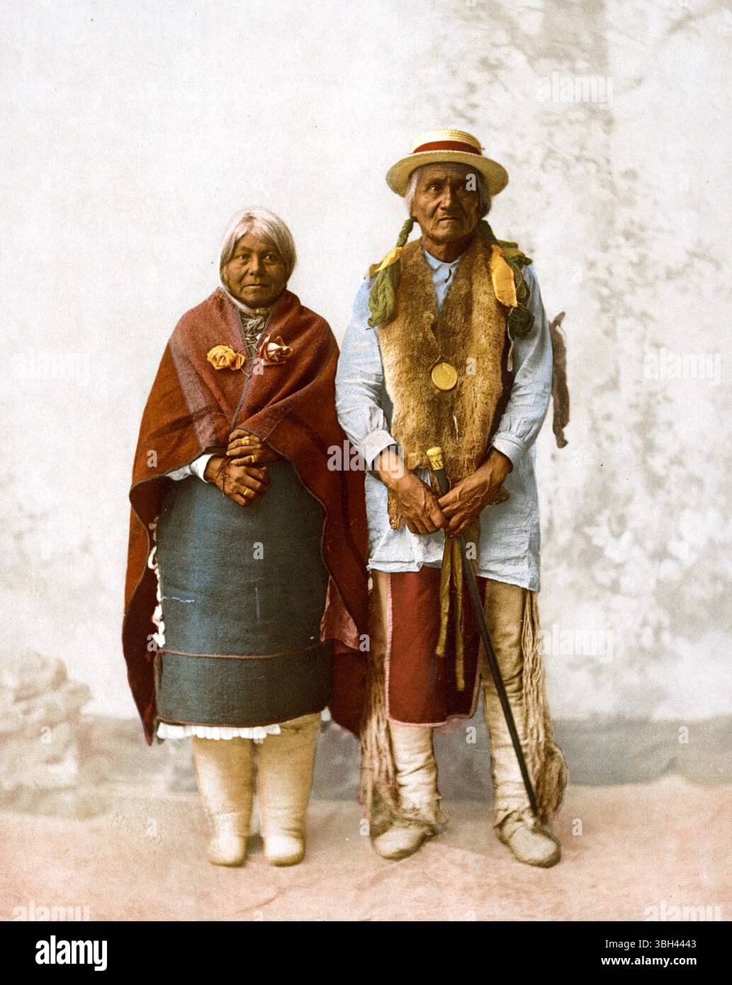 Portrait des Amérindiens, début du XXe siècle. Photographie montrant les peuples autochtones, les vêtements et la présence culturelle Banque D'Images
