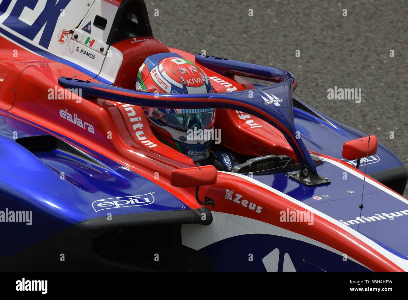 Santiago Ramos est un pilote automobile mexicain qui participe au Championnat FIA de formule 3 Banque D'Images