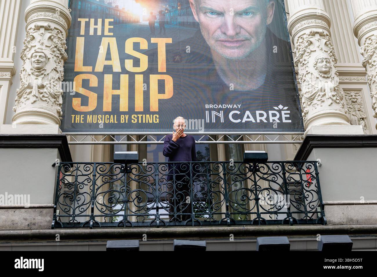 Pays-Bas, 2025-06-05 14 :29 :01 NLD/Amsterdam/20250605 - Sting arrive au Théâtre Royal carré pour sa comédie musicale The Last ShipPictured : StingPhotographer : NL Beeld / ArjoFrank Fotografie crédit : NL Beeld / Arjo Frank - Inc Banque D'Images