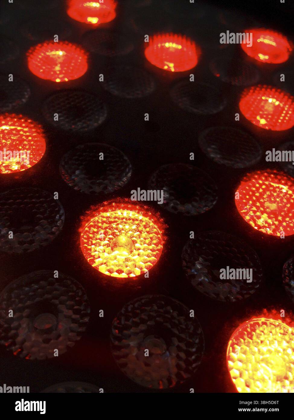 Lampe de projecteur laser d'éclairage. Détails. Gros plan extrême Banque D'Images