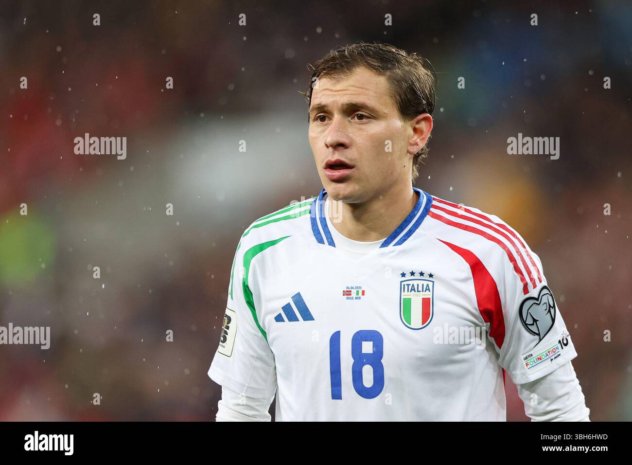 Oslo, Pologne. 06 juin 2025. Nicolo Barella, de l'Italie, vu lors du match de football des qualifications de la Coupe du monde d'Europe 2026 entre la Norvège et l'Italie au stade Ullevaal (Oslo). Score final ; Norvège 3 :0 Italie. Crédit : SOPA images Limited/Alamy Live News Banque D'Images