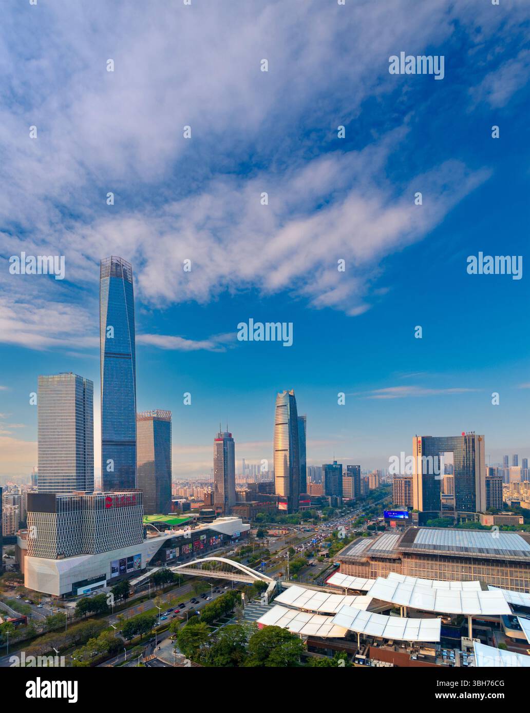 Paysage urbain de la ville de Dongguan, province du Guangdong, Chine Banque D'Images