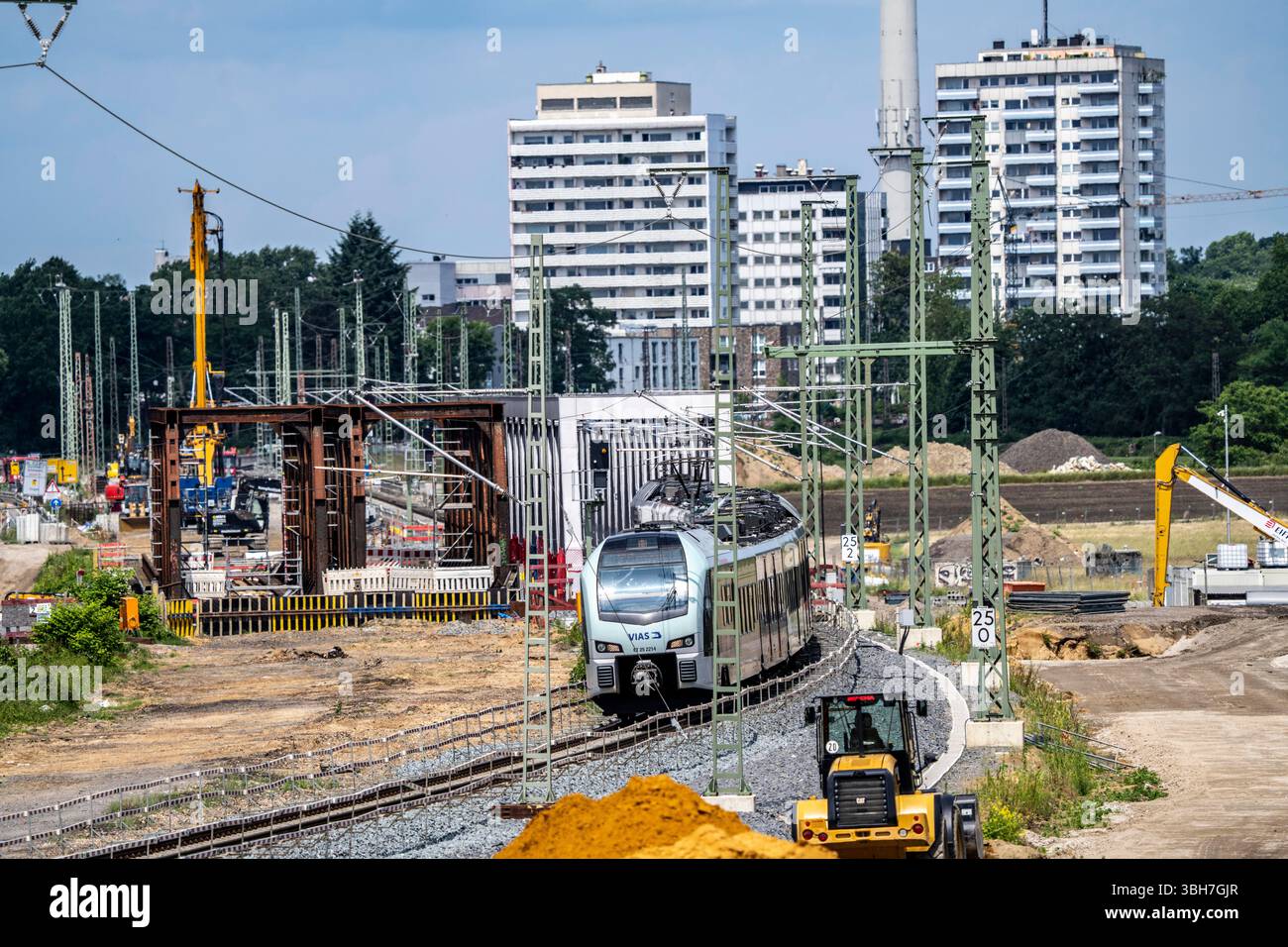 Reconstruction et agrandissement de la ligne de chemin de fer Emmerich-Oberhausen, trois voies, dont 47 ponts, seront nouvellement construites ou adaptées, inc Banque D'Images