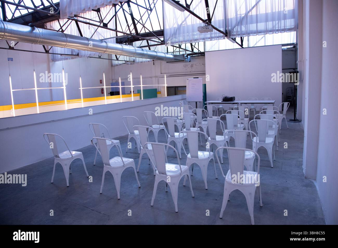 Espace de coworking à Bologne, espace de design d'intérieur, Italie Banque D'Images