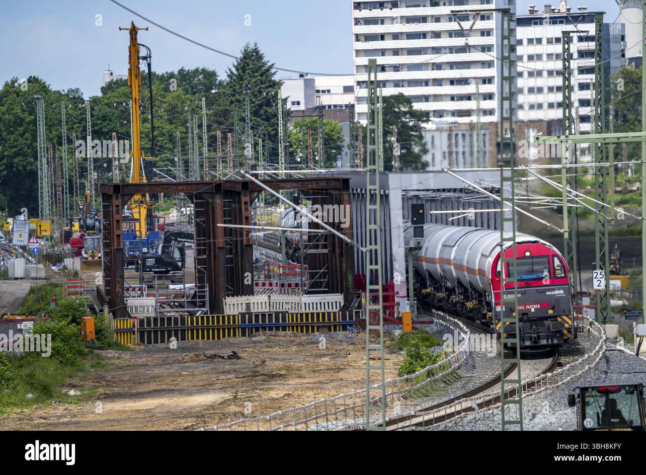 Reconstruction, extension de la ligne de chemin de fer Emmerich-Oberhausen, trois voies, dont 47 ponts neufs ou adaptés, voici la nouvelle construction de rai Banque D'Images