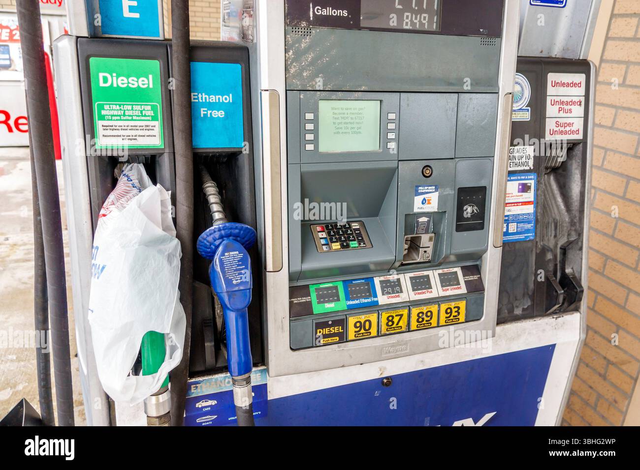 West Palm Beach Lake Park Floride, essence essence station pompe à essence, gros plan de plusieurs options de carburant, éthanol diesel gratuit régulier plus premium, Unle Banque D'Images