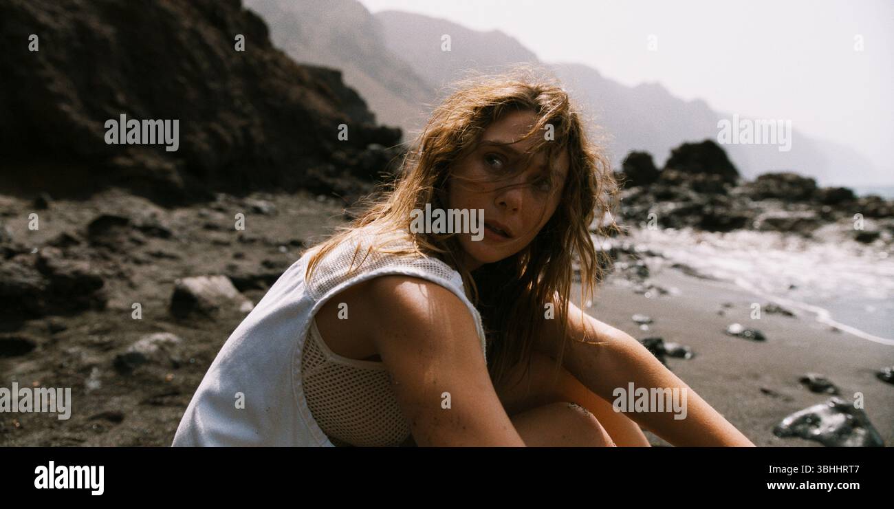 The Assessment (2024) réalisé par Fleur Fortune et mettant en vedette Alicia Vikander comme la moitié d'un couple qui doit subir une évaluation psychologiquement intense de sept jours pour prouver leur aptitude à avoir un enfant, seulement pour trouver le processus se démêlant dans une épreuve troublante. Publicité toujours À USAGE ÉDITORIAL EXCLUSIF. Crédit : BFA / Magnolia Pictures Banque D'Images