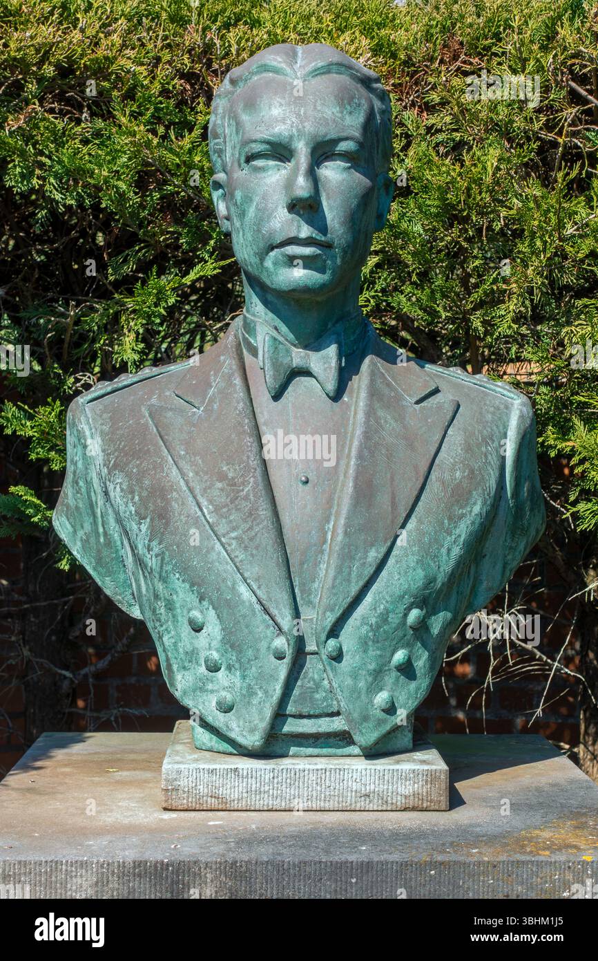 Buste du prince Charles / Prins Karel, comte de Flandre, membre de la famille royale belge et régent de Belgique de 1944 à 1950 Banque D'Images