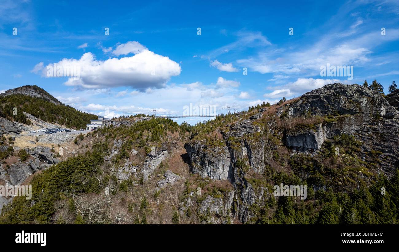 Grandfather Mountain est une montagne, une attraction à but non lucratif, et un parc d'État de Caroline du Nord près de Linville, Caroline du Nord. À 5 946 pieds, c'est le h. Banque D'Images