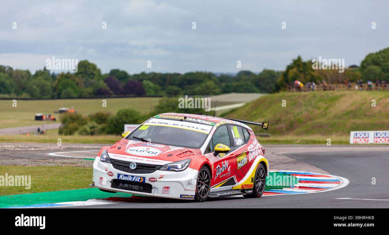 Btcc racing Banque de photographies et d’images à haute résolution - Alamy