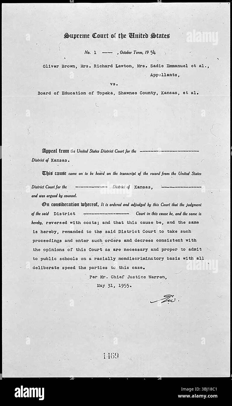 Brown c. Conseil de l'éducation. Arrêt et ordonnance de la Cour suprême dans l'affaire Brown v. Board of Education of Topeka, 347 U.S. 483 (1954). La décision historique de la Cour suprême des États-Unis qui a jugé que les lois des États-Unis établissant la ségrégation raciale dans les écoles publiques sont inconstitutionnelles. Banque D'Images
