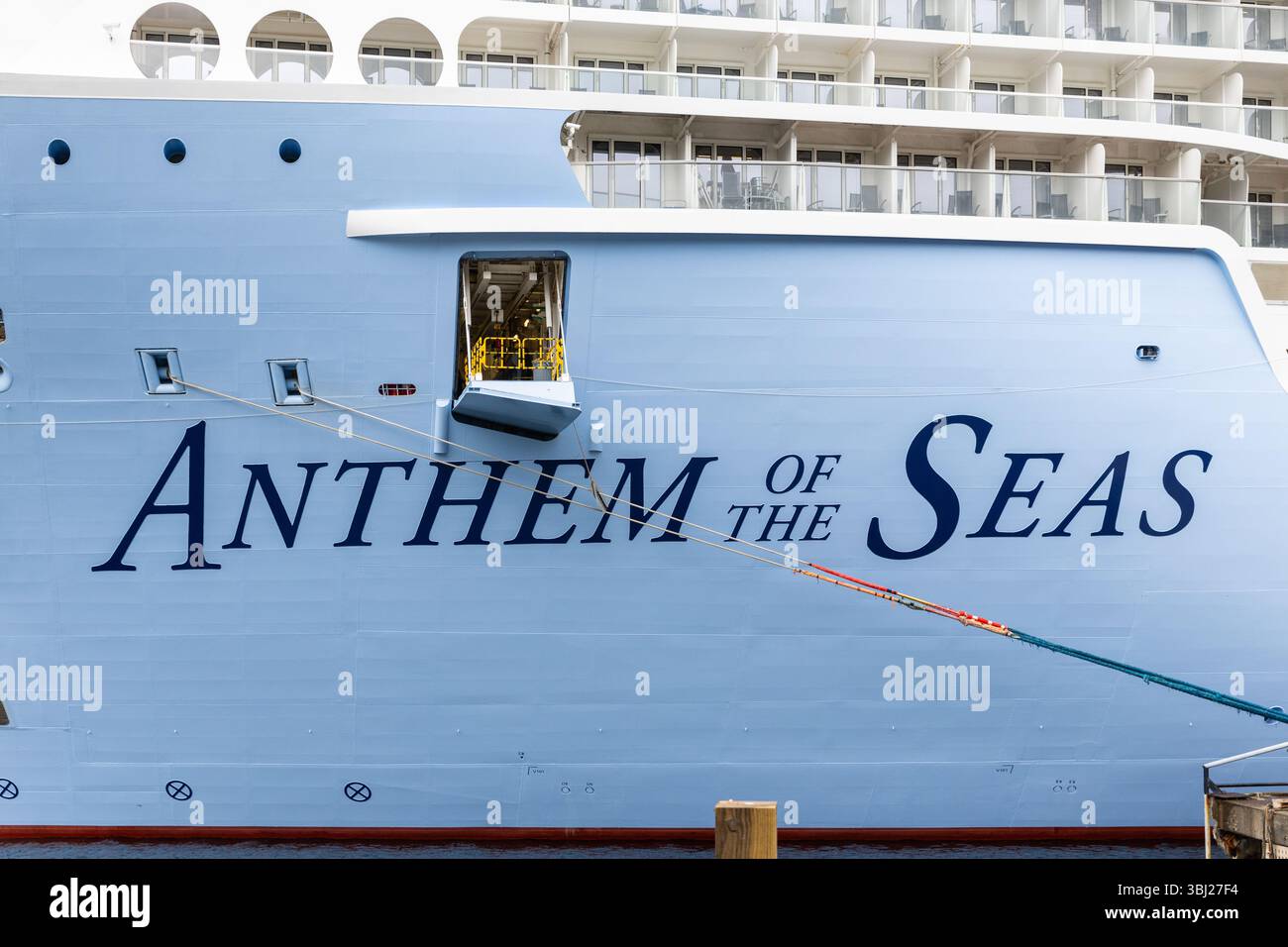 Le navire de croisière Anthem of the Seas de Royal Caribbean est dans la classe Quantum de la flotte des compagnies et a été mis en service en 2015. Banque D'Images