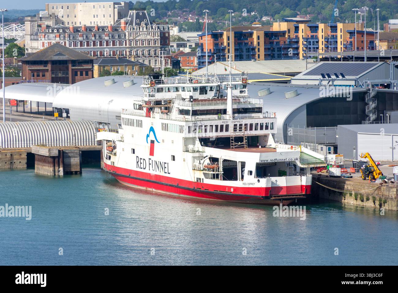 Red Funnel Vehicle Ferry terminal, Port of Southampton, Southampton, Hampshire, Angleterre, Royaume-Uni Banque D'Images