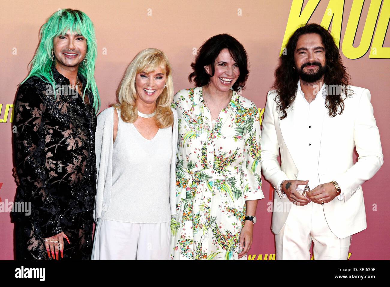 Bill Kaulitz, Katja Hofem (vice-présidente de Netflix German original Series), Wiebke Schodder (réalisateur Netflix non-Fiction DACH) et Tom Kaulitz Banque D'Images