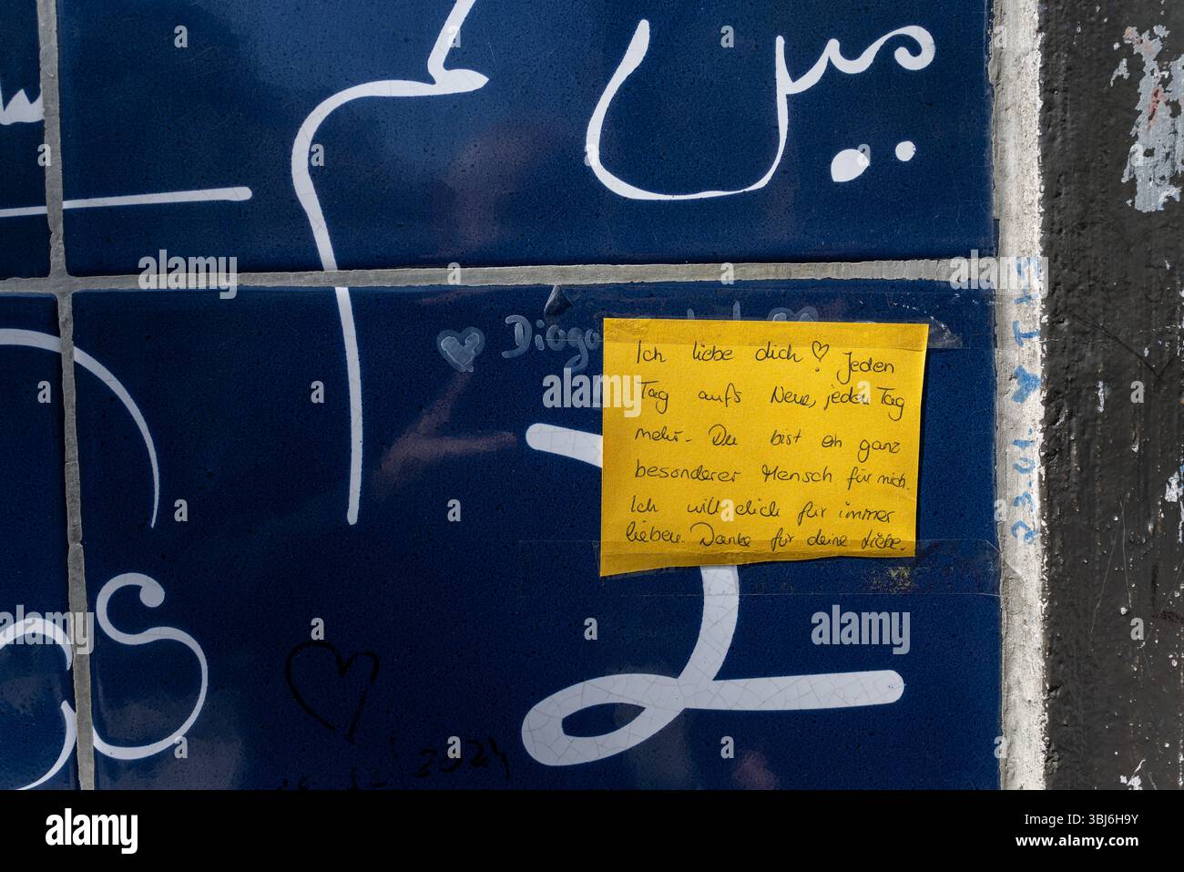 Le quartier Montmartre à Paris. tout d'amour, mur d'amants. Banque D'Images