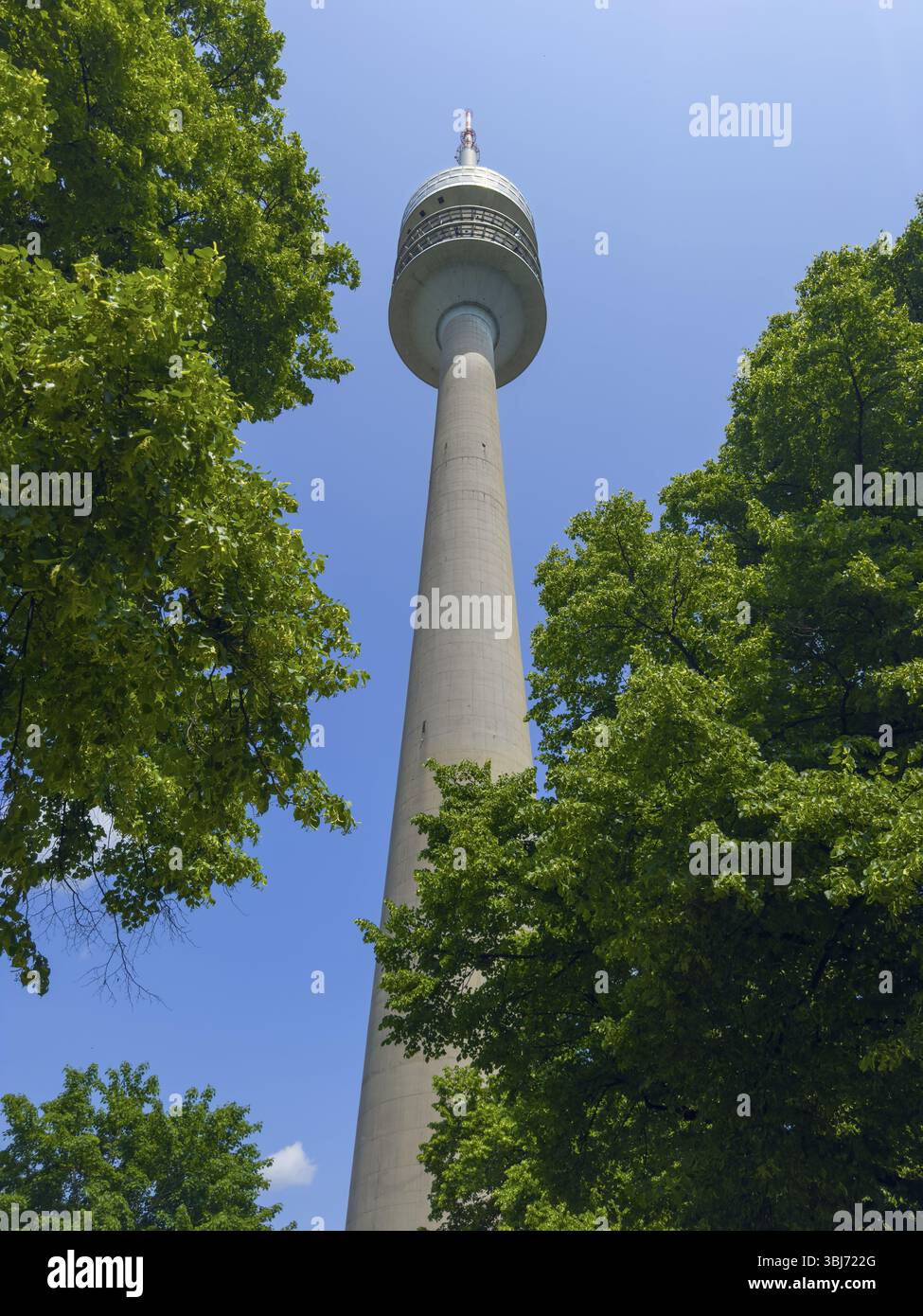 Tour olympique, le Parc Olympique, Munich, Bavaria, Germany, Europe Banque D'Images