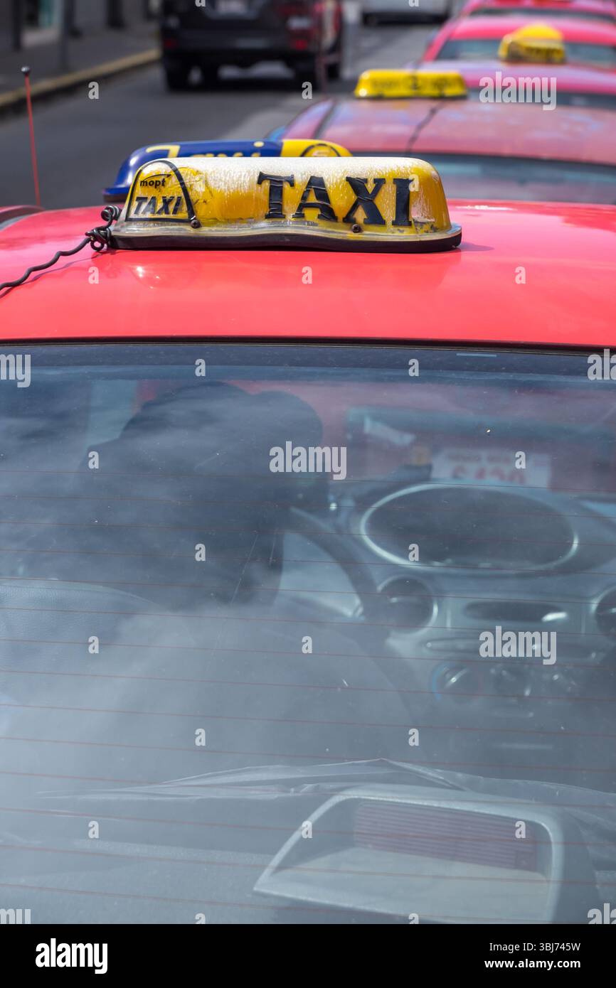 Taxis dans la ville de San José, capitale du Costa Rica Banque D'Images