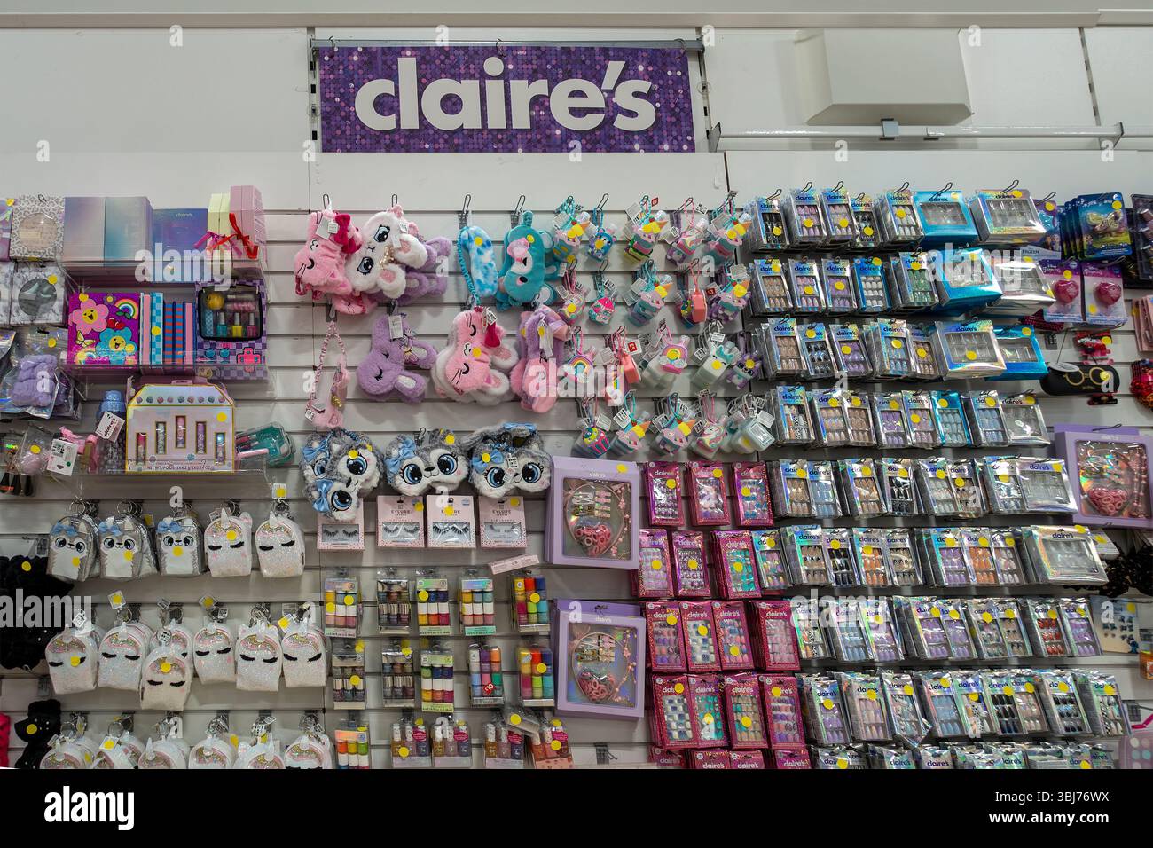 Clairs Accessoires, magasin, affichage, filles, maquillage, Banque D'Images