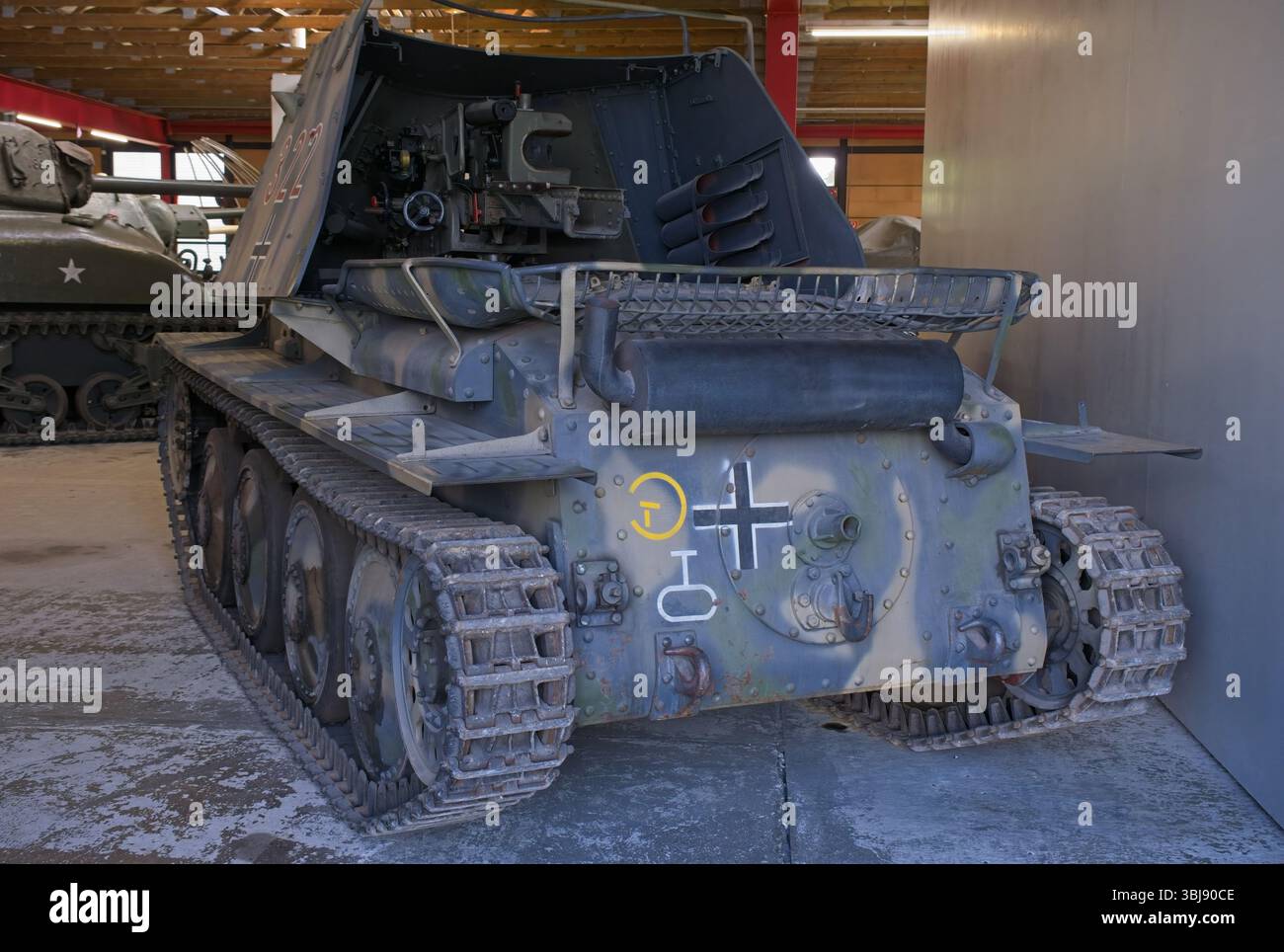 Munster, Allemagne - 23 mai 2025 : Musée allemand des chars Marder III à Munster. Exposition de la seconde Guerre mondiale. Mise au point sélective Banque D'Images