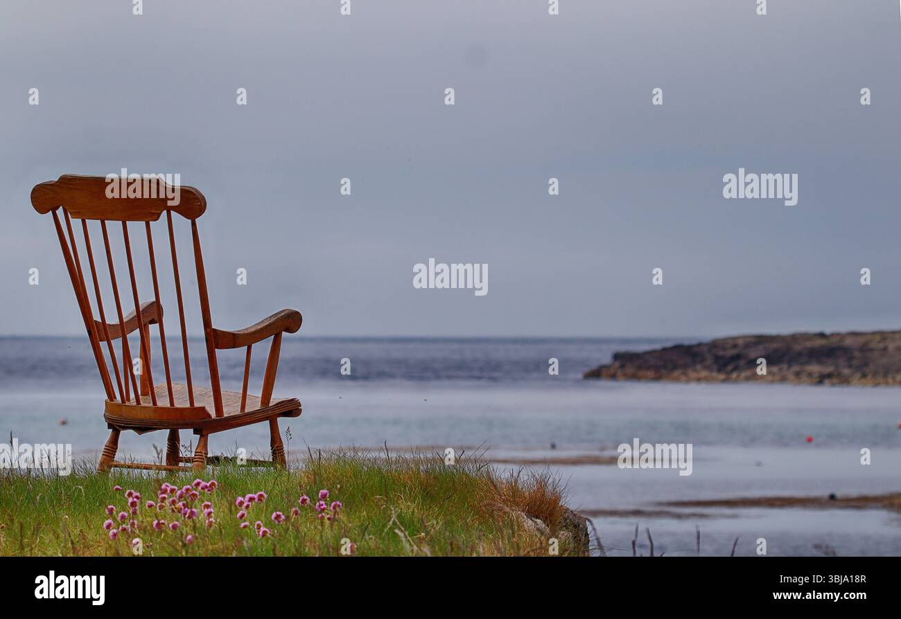 Fauteuil à bascule avec vue sur la mer Banque D'Images