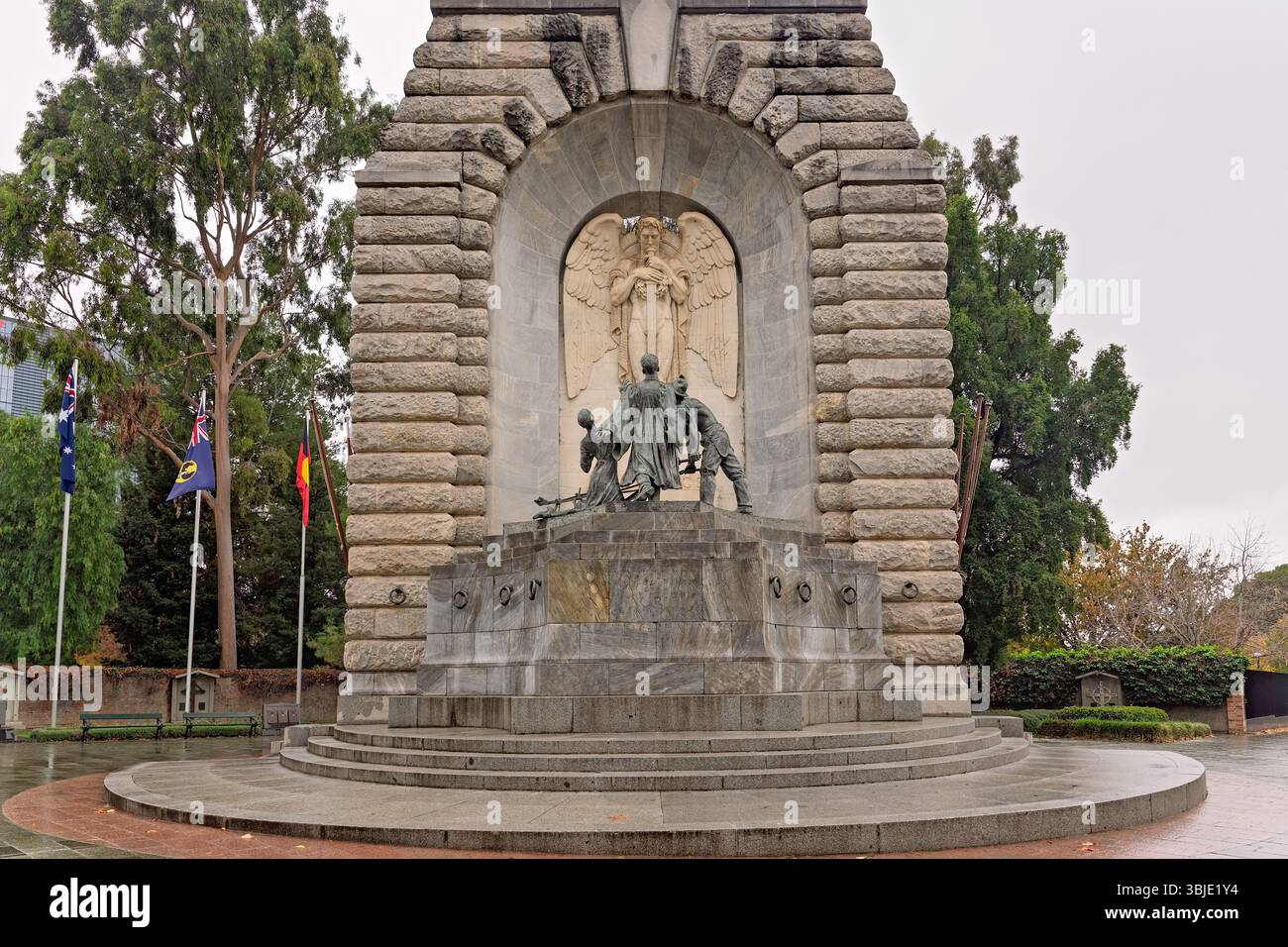 Adélaïde, Australie méridionale - juin 2025 : Mémorial national de la guerre, monument commémoratif de la première Guerre mondiale, ANZAC et célébration du jour du souvenir Banque D'Images