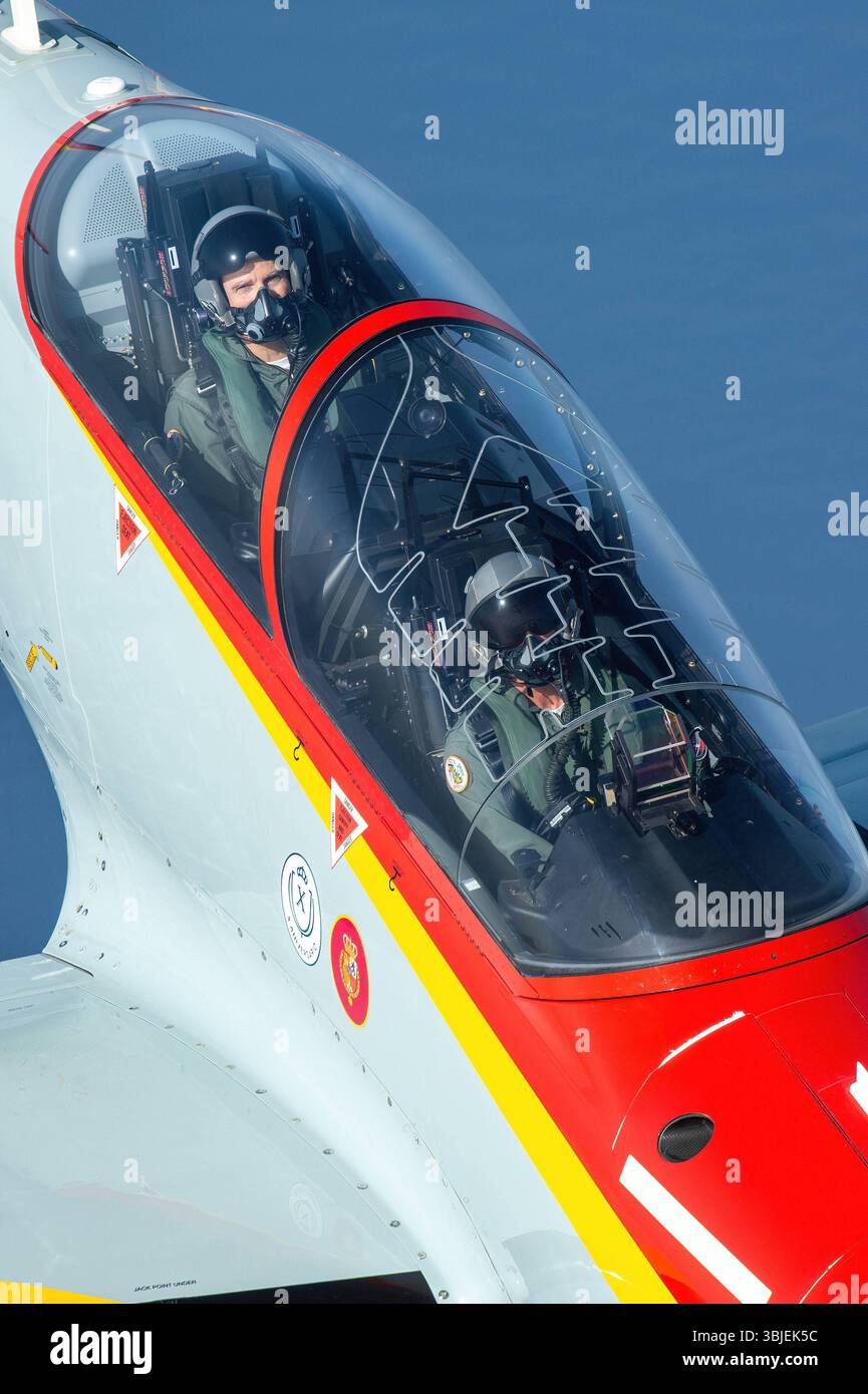 San Javier, Espagne. 15 juin 2025. Le roi Felipe assiste au festival de l'air aire 25, commémorant le 40e anniversaire de la patrouille d'aigle. 14 juin 2025 crédit : CORDON PRESS/Alamy Live News Banque D'Images