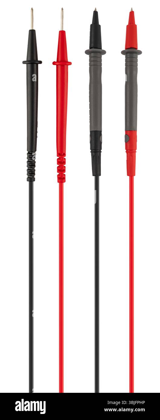 Sondes de multimètre numérique, fond blanc dans l'isolation. Banque D'Images