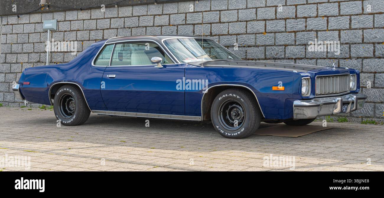 Lelystad, pays-Bas, 15.06.2025, voiture d'époque Plymouth Fury 7ème génération à partir de 1976 au National Oldtimer Day Banque D'Images
