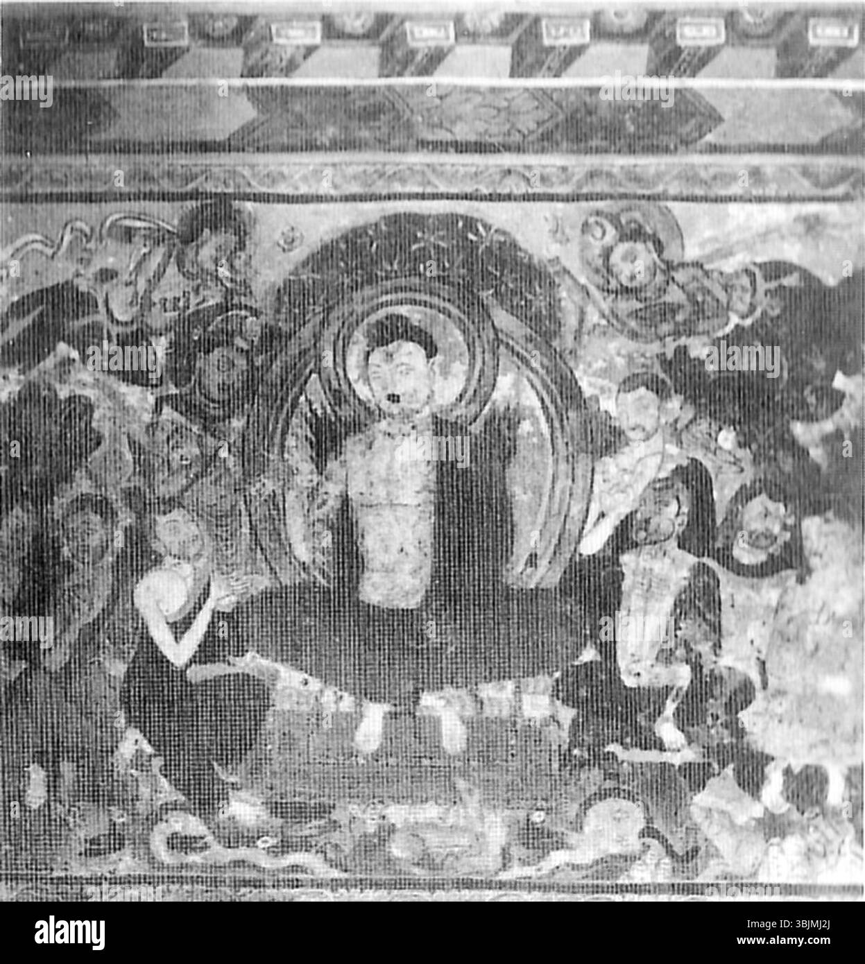 Le « Bouddha avec frise classique » dans la grotte des peintres à Kizil est une peinture du Ve siècle représentant le Bouddha entouré d'une frise classique. L'œuvre mêle l'iconographie bouddhiste à des éléments artistiques classiques. Banque D'Images