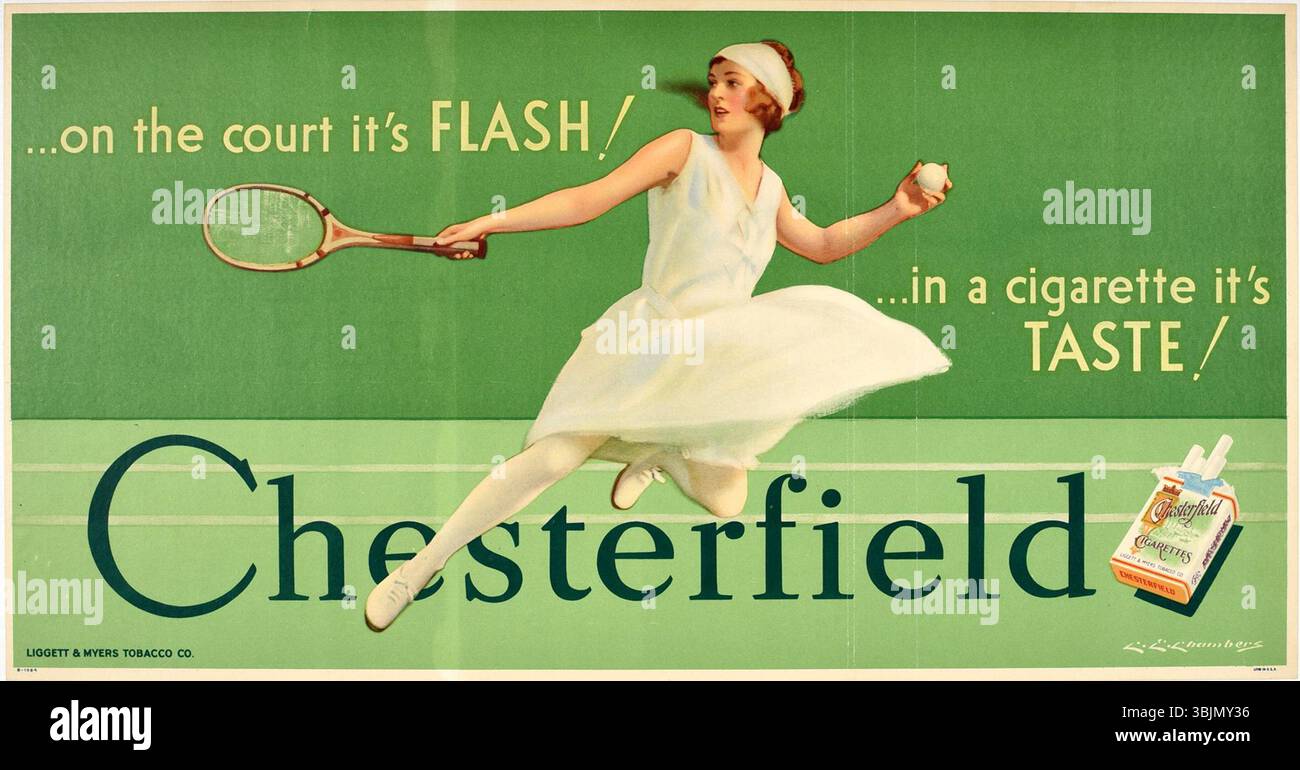 La peinture publicitaire des années 1920 de Charles Edward Chambers '... sur le terrain c'est FLASH !' A été créé pour la Liggett & Myers Tobacco Company. L'œuvre présente des images dynamiques visant à promouvoir la marque de cigarettes Chesterfield, reflétant le style publicitaire populaire de l'époque. Banque D'Images