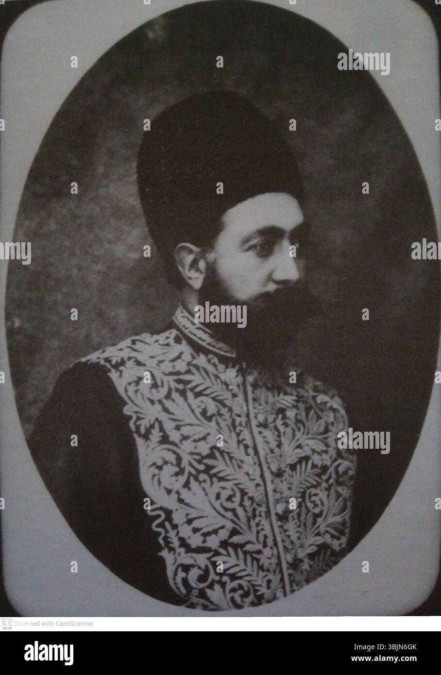 Amir Khan-e Sardar Abdullah Qajar (1850-1909) était le neveu de Sardar Rafi Yansari et a servi comme vice-roi d'Astarabad pendant le règne d'Ahmad Shah. Plus tard, il devient gouverneur de Gomishan sous le règne de Reza Shah. Banque D'Images