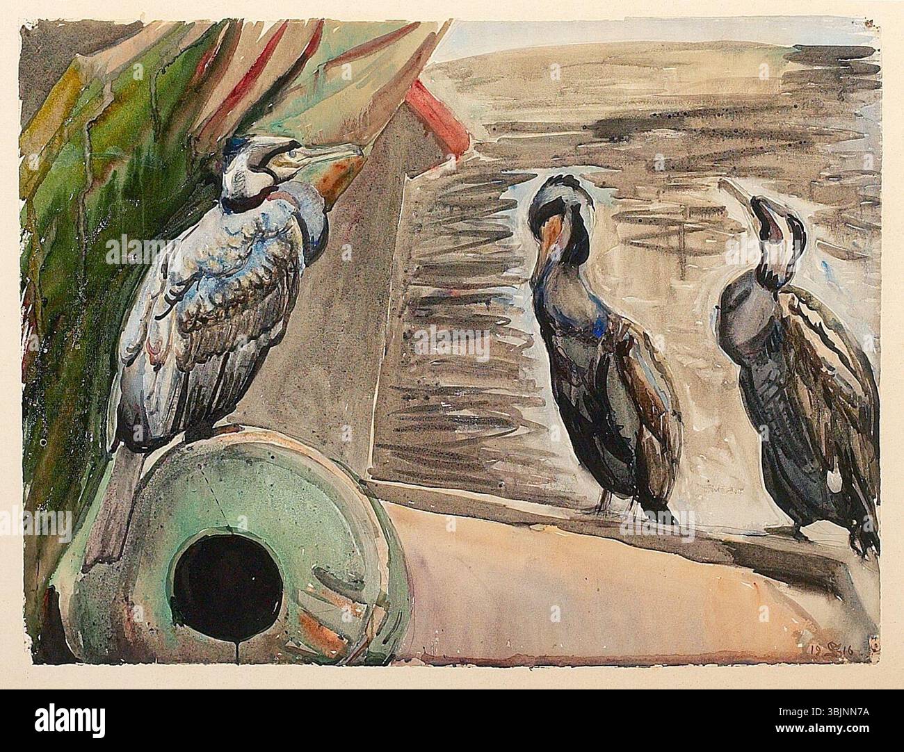'Tre skarver på molen' (trois cormorans sur une jetée) de Fritz Syberg, peint en 1916, capture le moment paisible de trois cormorans perchés sur une jetée. Cette aquarelle souligne la beauté naturelle des oiseaux et de l'eau environnante. Banque D'Images