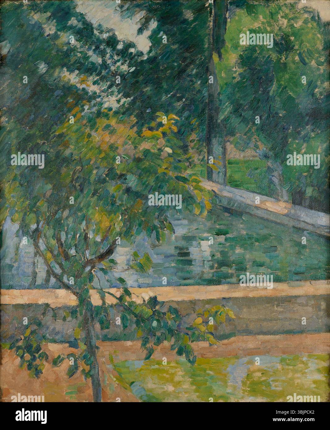 Le bassin du Jas de Bouffan est une huile sur toile de Paul Cézanne (1839-1906), créée vers 1878-1879. Le paysage représente un bassin réfléchissant entouré d’arbres, caractéristique du pinceau structuré et de la modulation des couleurs de Cézanne. Banque D'Images