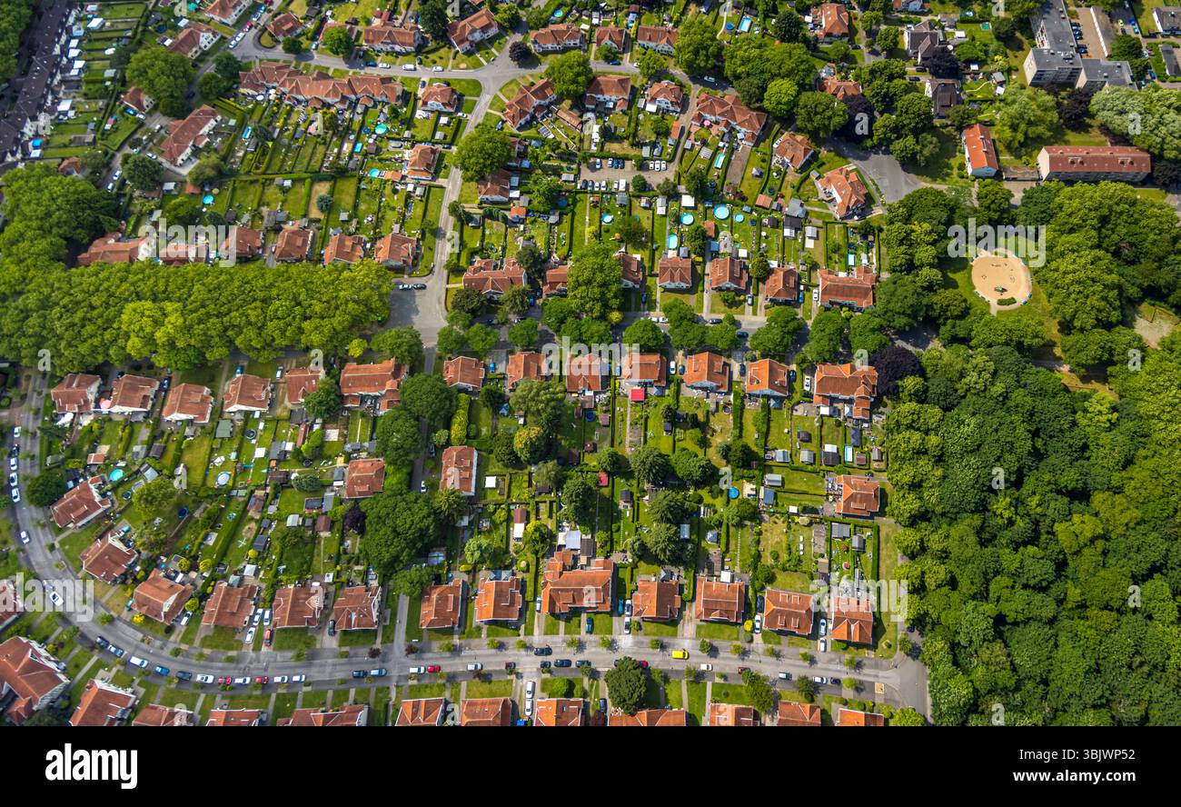 Luftbild, Bergmannssiedlung Teutoburgia mit roten Dächern, Häuser und Gartenanlagen, Börnig, Herne, Ruhrgebiet, Nordrhein-Westfalen, Deutschland ACHTUNGxMINDESTHONORARx60xEURO *** vue aérienne, peuplement de mineurs Teutoburgia avec toits rouges, maisons et jardins, Börnig, Herne, région de la Ruhr, Rhénanie du Nord-Westphalie, Allemagne ACHTUNGxMINDESTHONORARx60xEURO Banque D'Images