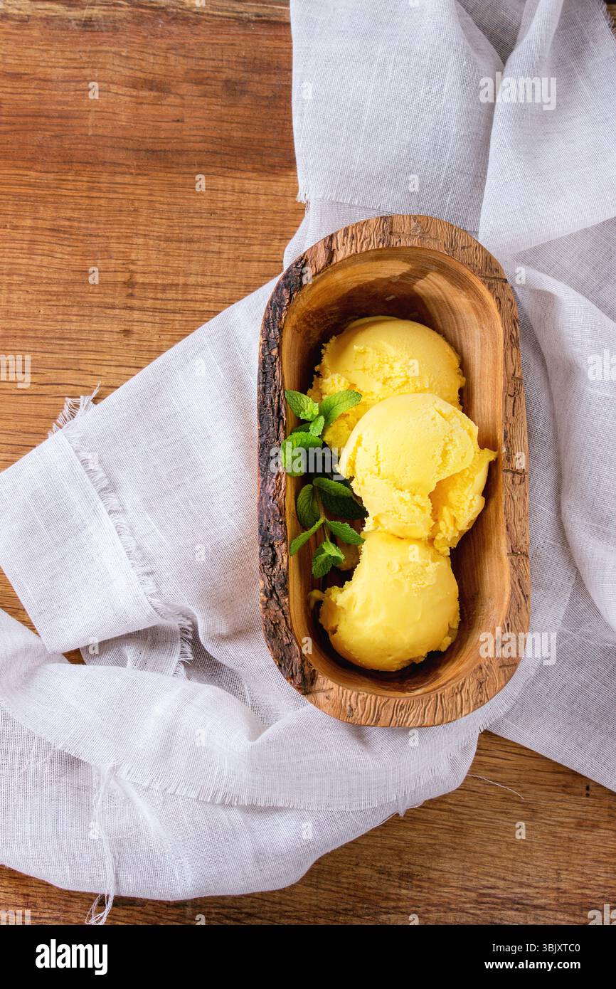 Crème glacée mangue Banque D'Images