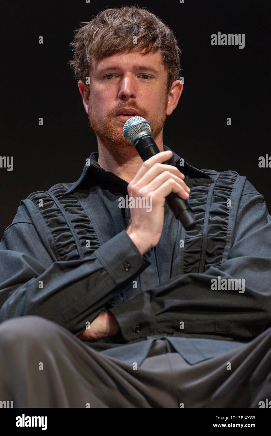 Cannes, France, 17 juin 2025, James Blake, musicien, producteur, compositeur, Jamesblakemusic a assisté au Festival des Lions de Cannes - Festival International de la créativité © IFnm Press Banque D'Images