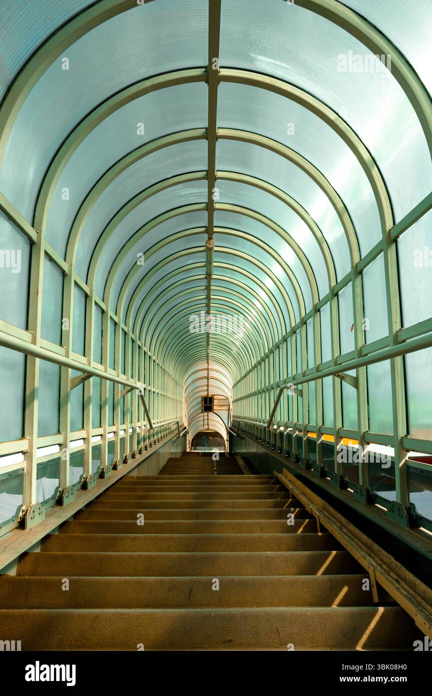 Couloir avec prise de vue en angle de la lumière du soupir Banque D'Images