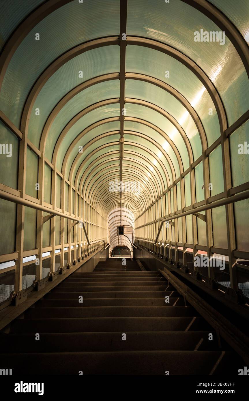 Couloir avec prise de vue en angle de la lumière du soupir Banque D'Images